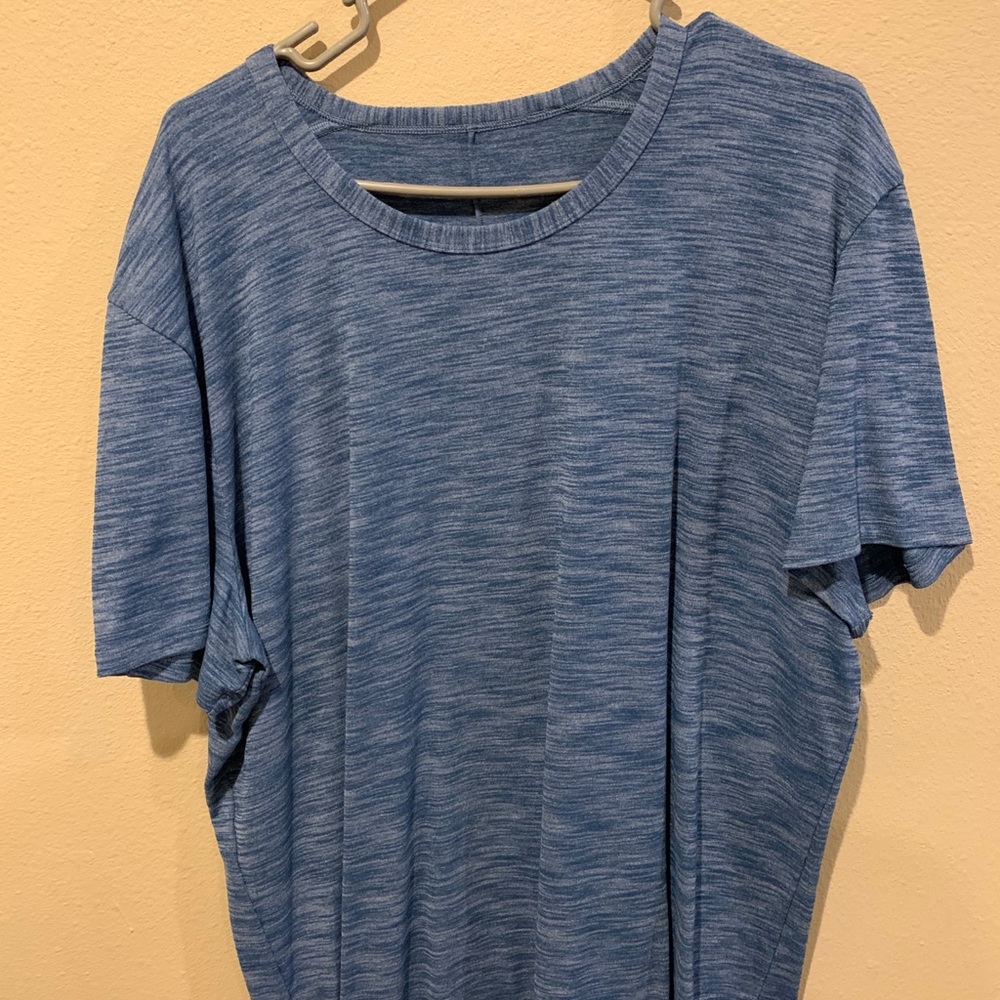 XL shirt